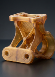 Support aéronautique imprimé en 3D FDM en ULTEM 1010 ambré translucide